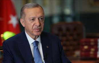 أردوغان يدعو إلى الإسراع في جهود إعادة إعمار غزة ويجدد رفضه تهجير الفلسطينيين