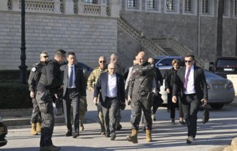 بالصور.. رئيس الحكومة اللبنانية يتفقد جنوب البلاد بعد نيل الثقة