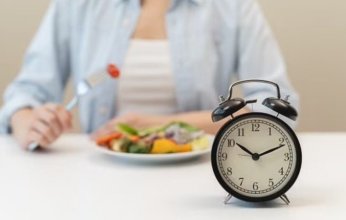 دراسة حديثة: الصيام المتقطع قد يزيد خطر إصابة الأطفال والمراهقين بالسكري