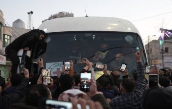 بدء الإفراج عن الأسرى الفلسطينيين ضمن المرحلة الرابعة من صفقة "طوفان الأحرار".. فيديو