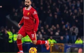 نجم إنجلترا يكسر التلفاز غضباً على صلاح