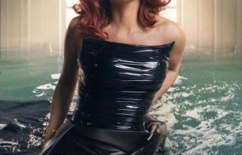 النجمة نجلاء بدر مفاجأة رمضان 2025: تحول جذري في مسلسل «في لحظة»