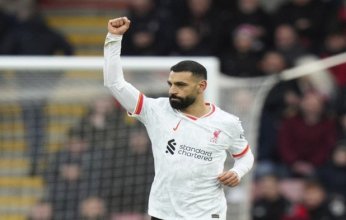 أسطورة ليفربول يحذر إدارة الريدز: رحيل صلاح سيكون خسارة فادحة