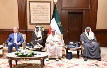 أمير الكويت يستقبل رئيس مجلس الإدارة والرئيس التنفيذي لشركة بلاك روك