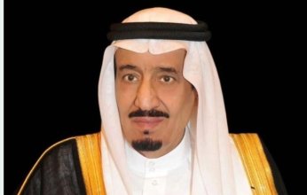 خادم الحرمين يوافق على برنامج "توزيع التمور" في 102 دولة