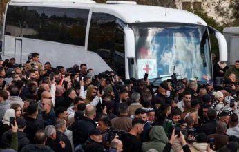 فيديو.. وصول الأسرى الفلسطينيين المحررين إلى رام الله