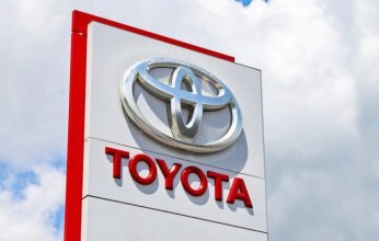 تويوتا تحتفظ بصدارة مبيعات السيارات عالميًا رغم تراجعها في 2024