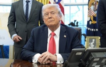 مستشار ترامب يكشف أسباب فرض الرسوم الجمركية الأمريكية على الواردات.. ما التفاصيل؟