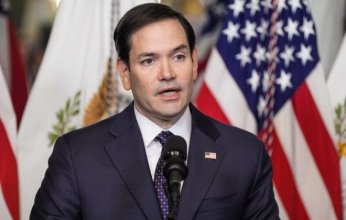 وزير خارجية أمريكا يصل إلى الرياض للمشاركة في المباحثات الروسية الأمريكية