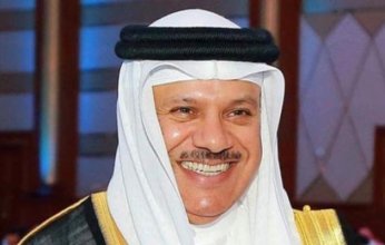 وزير الخارجية البحريني: نؤيد عقد قمة عربية طارئة في القاهرة