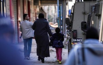 الاحتلال الإسرائيلي يجبر الفلسطينيين على إخلاء منازلهم في مخيم "نور شمس"