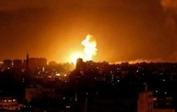 مقتل 3 سوريين وإصابة آخرين جراء القصف الإسرائيلي على درعا