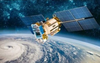 البحرين تعلن نجاح وصول القمر الاصطناعي (المنذر) إلى مداره في الفضاء