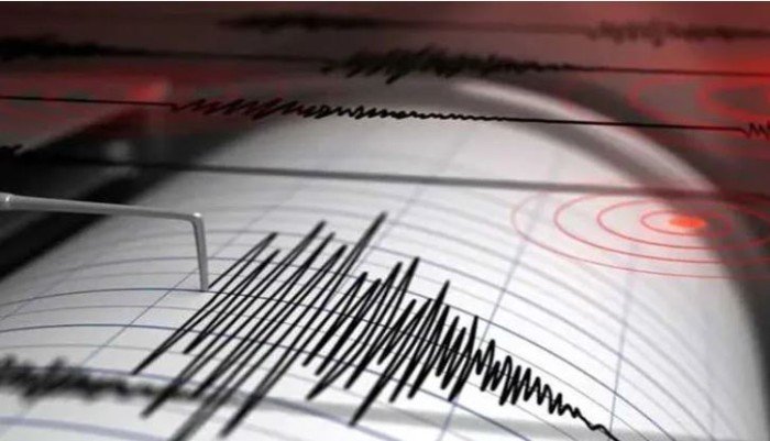 بقوة 5.7 درجات.. زلزال يضرب جزيرة سيرام الإندونيسية بقوة 5.7 درجات.. زلزال يضرب جزيرة سيرام الإندونيسية