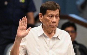 الفلبين تُسلم رئيسها السابق إلى المحكمة الجنائية الدولية