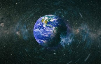 اكتشاف "ثقب مغناطيسي" في درع الأرض يثير قلق العلماء