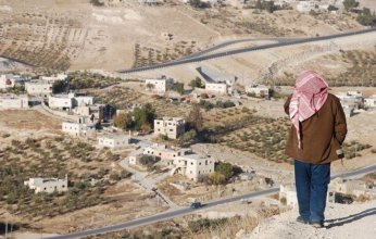 الاحتلال الإسرائيلي يصادق على مشروع استيطاني جديد وشق طرق تفصل الضفة الغربية.. ما التفاصيل؟