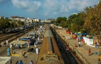 هجوم مسلح على قطار ركاب في جنوب غربي باكستان دون تسجيل ضحايا