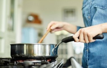 دراسة: الطهي بالمواقد الغازية أخطر على الصحة من تلوث الشوارع