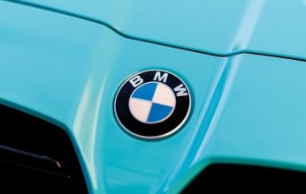 "بي إم دبليو" تسجل تراجعًا حادًا في الأرباح بنسبة 37%