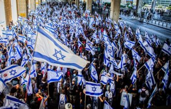 آلاف الإسرائيليين يخرجون في مظاهرات حاشدة بالقدس ضد حكومة نتنياهو