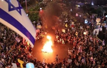 تظاهرات حاشدة في إسرائيل للضغط على نتنياهو لتمديد وقف إطلاق النار والإفراج عن الرهائن