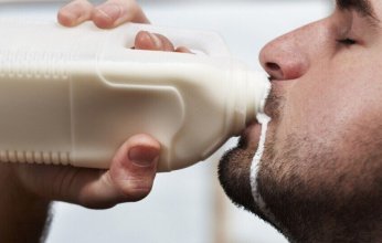 هل يؤثر استهلاك الحليب على خطر الإصابة بالسرطان؟.. دراسة تكشف التفاصيل