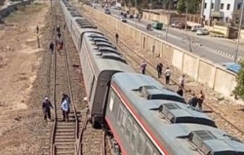مصر.. قرار عاجل من وزير النقل بعد خروج جرار و4 عربات عن القضبان بمحطة طنطا