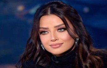 محكمة مصرية تقرر حبس بلوجر شهير شهرا بتهمة سب وقذف الإعلامية رضوى الشربيني.. ما القصة؟