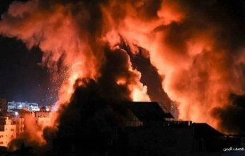 غارات أمريكية تستهدف مبنى النادي الأهلي في الحديدة باليمن