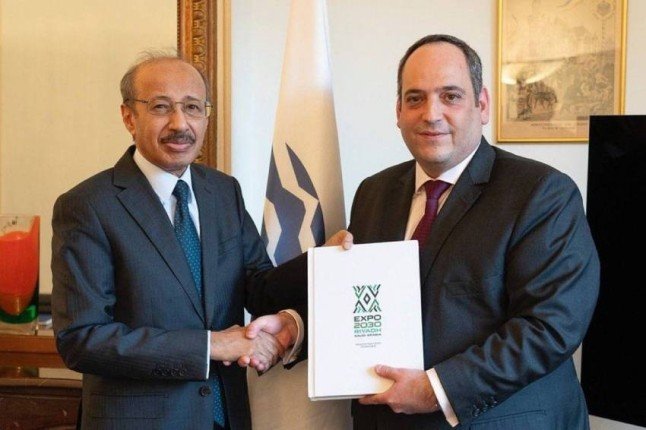 السعودية تقدم ملف التسجيل الرسمي لـ«إكسبو 2030» السعودية تقدم ملف التسجيل الرسمي لـ«إكسبو 2030»