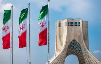 إيران تندد بالعقوبات الأمريكية وتعتبرها دليل على الخداع وانتهاك القانون الدولي