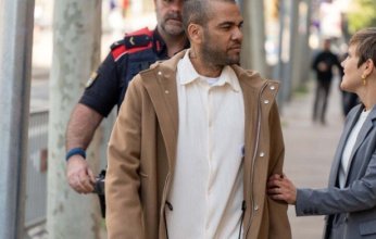 قرار جديد يخص ألفيش في برشلونة