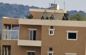 قوات الاحتلال الإسرائيلي تقتحم بلدة راميا ويطلقون النار باتجاه مدرسة.. ماذا يحدث في جنوب لبنان؟