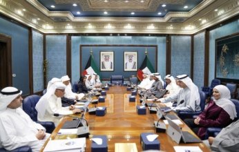 مجلس الوزراء الكويتي يعلن موعد عطلة عيد الفطر لعام 2025