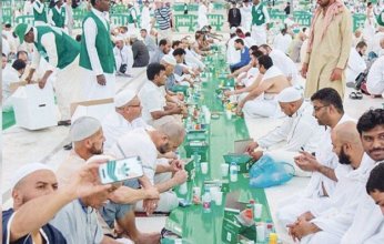 أكثر من 10 ملايين وجبة إفطار بالحرمين في النصف الأول من رمضان