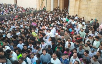 بالصور.. آلاف المصريين يؤدون صلاة عيد الفطر المبارك في المساجد والساحات العامة