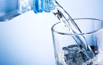 تعرف على كمية الماء المثلى وأفضل الأغذية للحفاظ على صحة الكلى