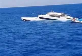 مصر: غرق غواصة سياحية بمدينة الغردقة بالبحر الاحمر وعلى متنها45 راكب