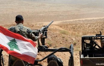 آليات هندسية وعسكرية تابعة لقوات الاحتلال الإسرائيلي تجتاز الحدود اللبنانية.. ماذا يحدث؟