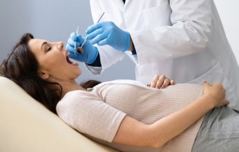 العناية بالأسنان خلال الحمل تقلل مخاطر السكري وارتفاع ضغط الدم