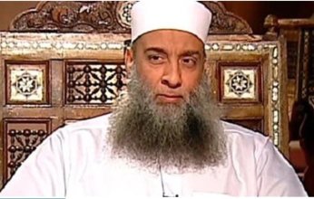 وفاة الداعية أبو إسحاق الحويني إثر أزمة صحية