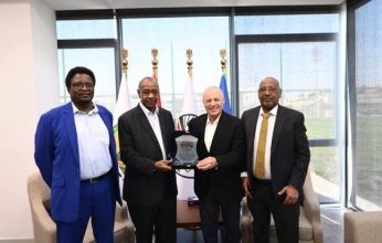 أبو ريدة يلتقي رئيس الاتحاد السوداني