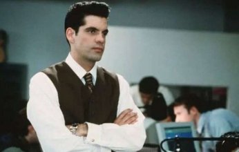 وفاة الممثل نيكي كات عن 54 عاماً بعد صراع صامت مع الاكتئاب.. ماذا نعرف عنه؟