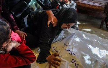 مجزرة جديدة.. الاحتلال الإسرائيلي يستهدف مدرسة دار الأرقم شرق حي التفاح