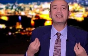 انتهى بشكل بايخ.. عمرو أديب يهاجم "زيزو" بعد انتقاله للأهلي