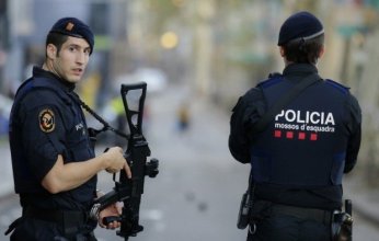 إسبانيا تعتقل 3 رجال أعمال بتهمة تمويل مسيرات حزب الله