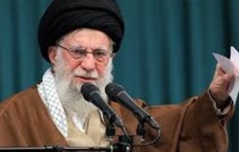 توجيهات من خامنئي: إجراء "تحقيق معمق" في حادث انفجار‌ ميناء رجائي