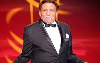 الزعيم عادل إمام يحتفل بعيد ميلاده الـ85.. مسيرة حافلة من الكوميديا والنقد الهادف