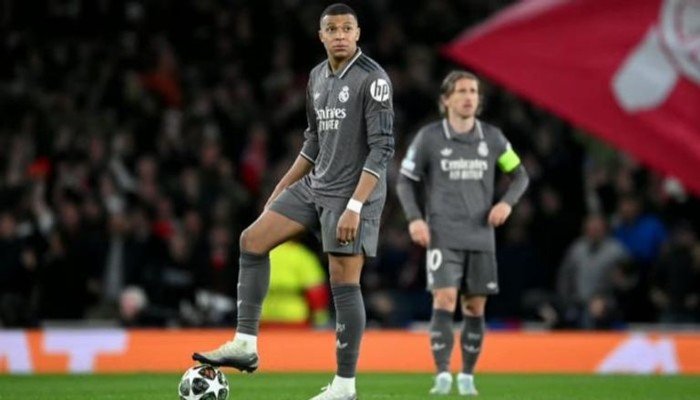 لقاء مرتقب.. بث مباشر لمشاهدة مباراة ريال مدريد وآرسنال في دوري أبطال أوروبا لقاء مرتقب.. بث مباشر لمشاهدة مباراة ريال مدريد وآرسنال في دوري أبطال أوروبا